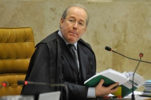 O precedente é perigoso, o aplauso é trágico