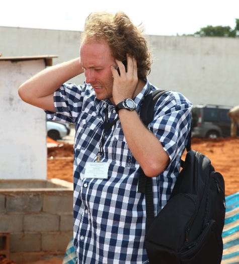 Em Bauru, todos têm o celular do prefeito