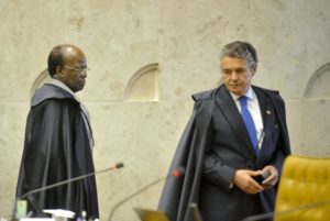 STF rejeita proposta que reduziria penas de réus 