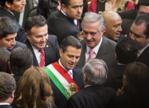 Violentos protestos marcam posse de novo presidente do México 