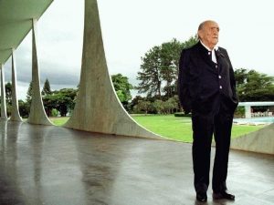 Neta de Niemeyer diz que legado será luta pela democracia e justiça social 