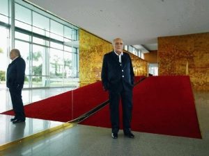 Obras de Niemeyer estão espalhadas pelo mundo