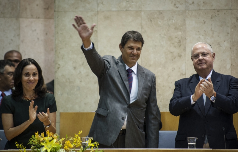 Haddad tira coronéis das subprefeituras, mas mantém 14 funcionários de Kassab