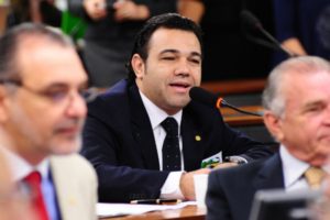 Anistia Internacional considera “inaceitável” escolha de Feliciano 