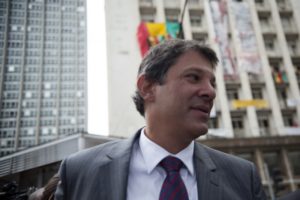 Após 100 dias, aprovação de Haddad é maior que as de Serra e Kassab