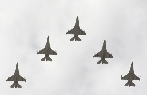 Israel ataca a Síria para destruir armas