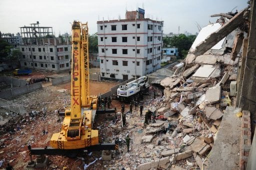 Mulher é resgatada 17 dias após desabamento em Bangladesh
