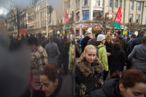 União Europeia busca saída para o desemprego entre jovens