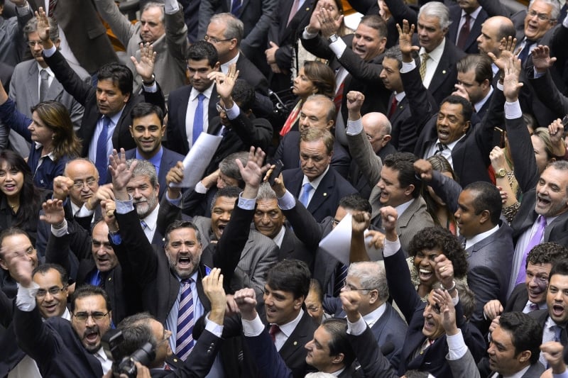 Câmara finaliza votação da MP dos Portos e texto segue para o Senado