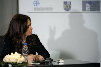 Governo argentino promulga lei que permite lavagem de dinheiro
