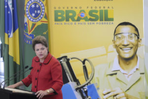 Vox Populi / CartaCapital: Dilma é favorita em todos os cenários eleitorais