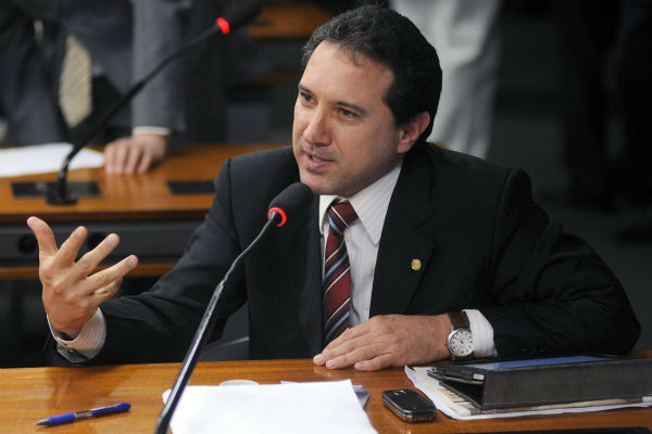 PF confirma prisão do deputado Natan Donadon