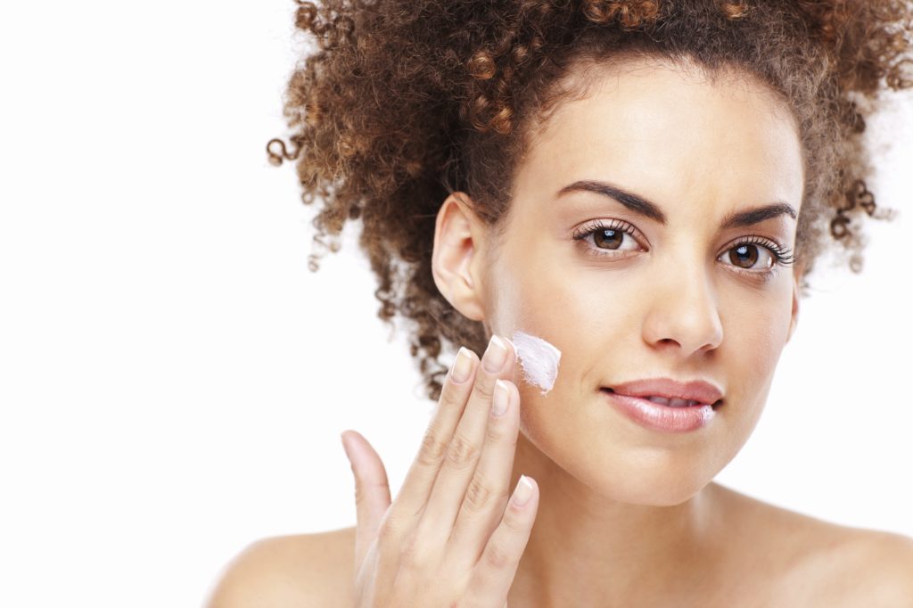 Famílias devem gastar R$ 59,3 bi em cosméticos