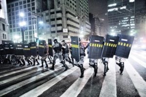 Tropa de choque volta às ruas após incidentes