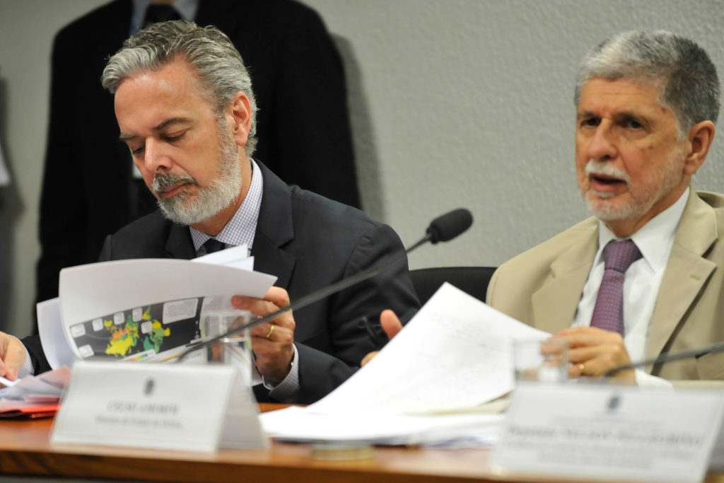 O Brasil precisa se defender