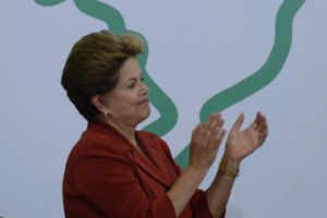 CNT confirma queda de popularidade de Dilma 