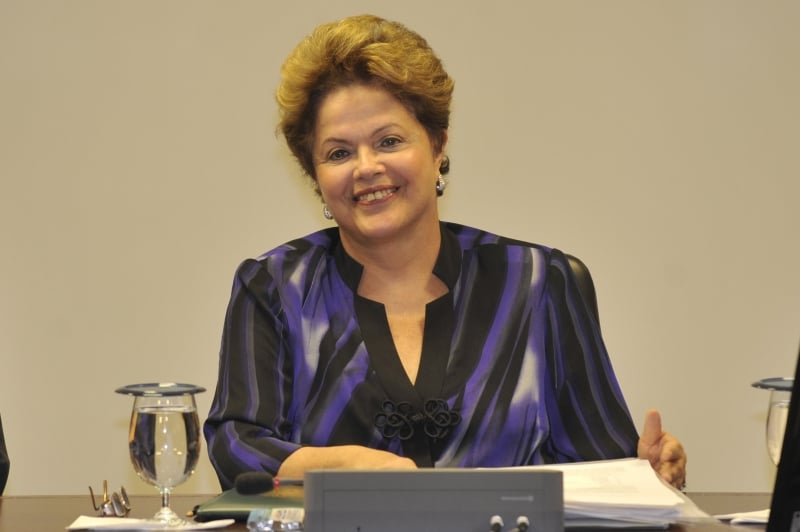 Aprovação de Dilma cai 26 pontos em um mês, diz Ibope