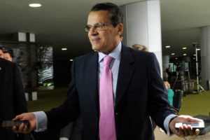 Assessor de deputado é roubado. Ele levava mala com R$ 100 mil
