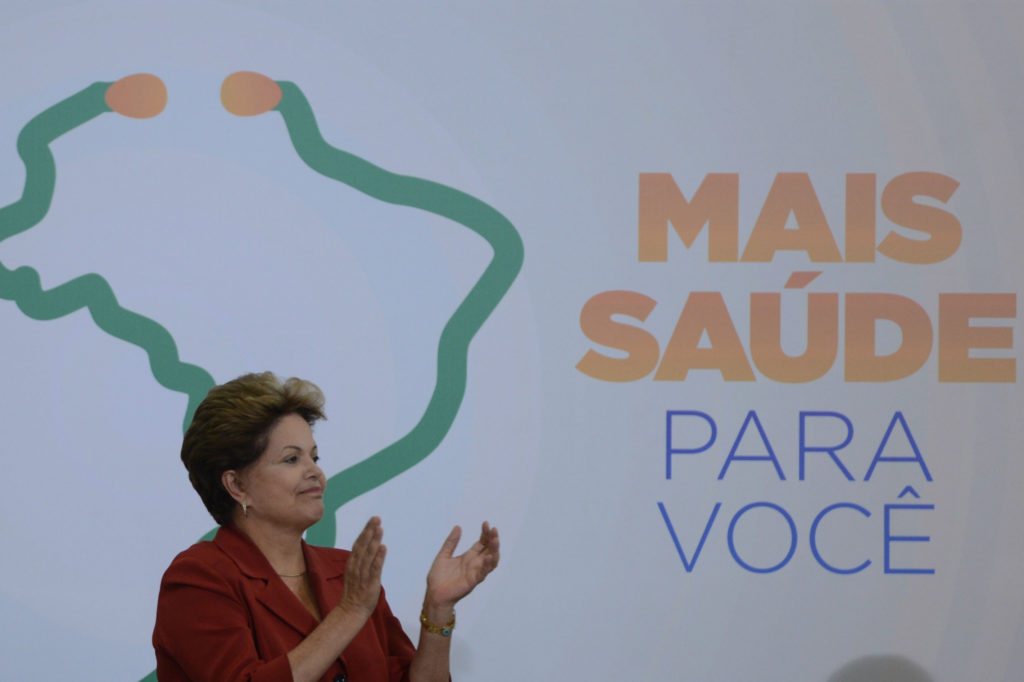 Médicos estrangeiros ficarão isentos de revalidação de diploma