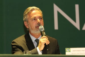 Combate à fome marcou política externa do governo Lula, diz Patriota