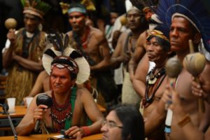 Direitos indígenas: basta cumprir a lei