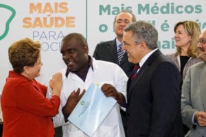 Dilma pede desculpas a médico cubano hostilizado no Ceará