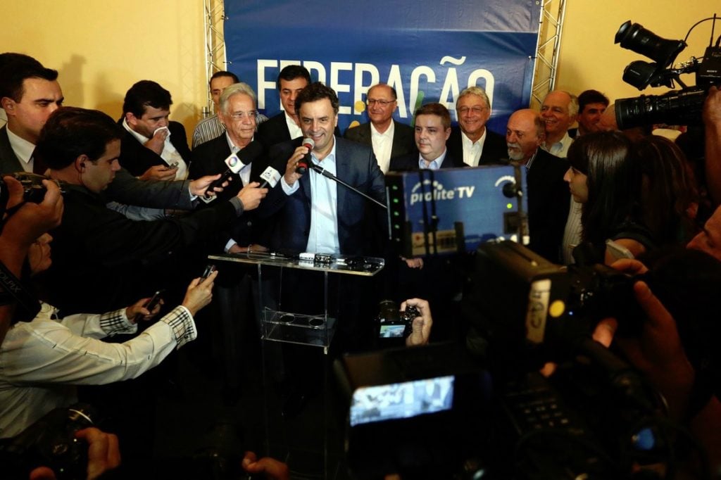 Julgamento do “mensalão” não foi político, diz Aécio Neves