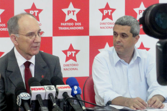 Rui Falcão é reeleito presidente nacional do PT