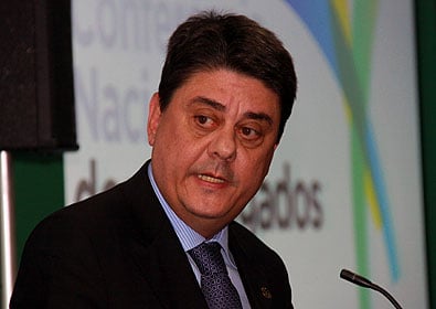 OAB afirma que prisão de Genoino em regime fechado é ilegal
