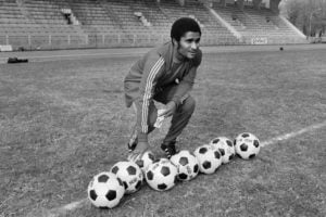 Ídolo do futebol, Eusébio morre aos 71 anos
