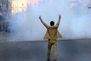 Aniversário da revolução deixa saldo sangrento no Egito