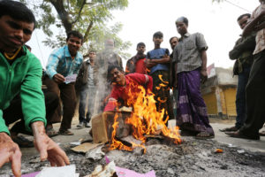 Violência e boicote marcam as eleições em Bangladesh