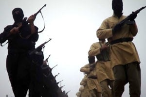 Grupo ligado à Al-Qaeda assume controle total de cidade no Iraque