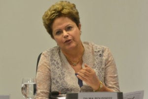 Avaliação positiva do governo Dilma tem leve piora, diz pesquisa