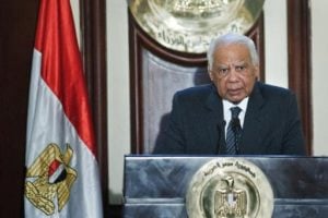 Governo egípcio apresenta renúncia