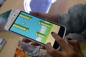 Aplicativo identifica viciados em smartphones