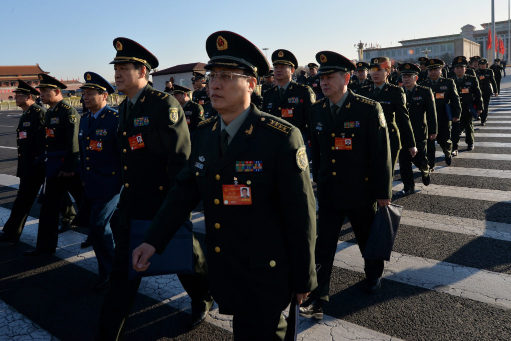 China eleva orçamento militar em 12,2%