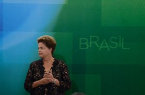 Dilma defende investimentos em obras estruturais para enfrentar a seca