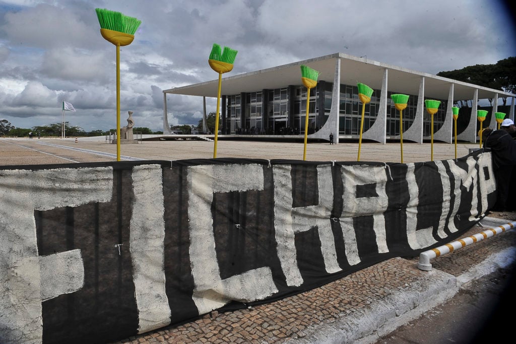 A Lei da Ficha Limpa e os tratados internacionais