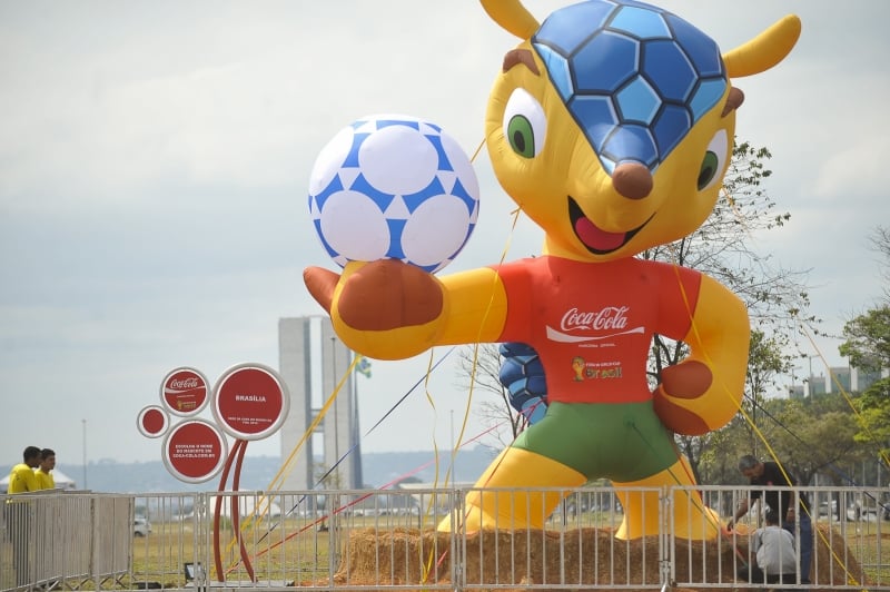 Jornal diz que Fuleco significa ânus e 