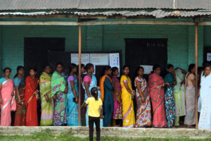 Com 814 milhões de eleitores, Índia vai às urnas