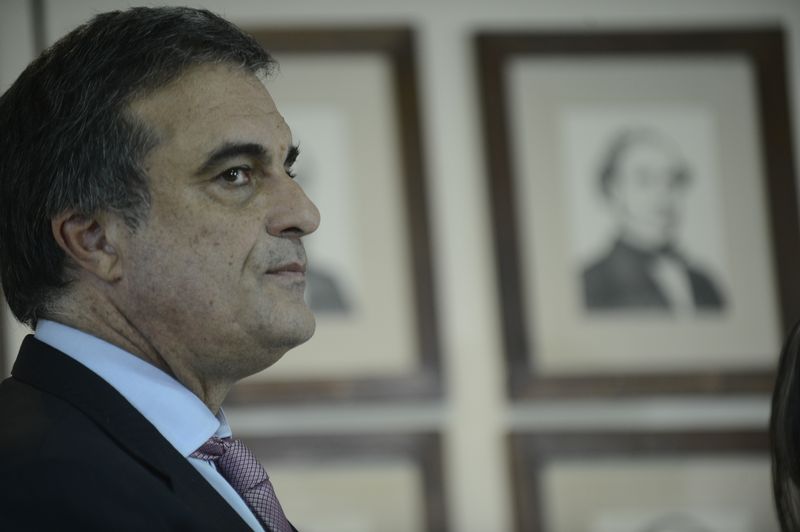 Sem pressa para a questão indígena