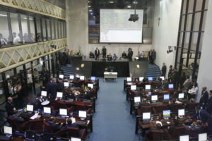 Assembleia do Amapá gasta mais em diárias que o Senado Federal
