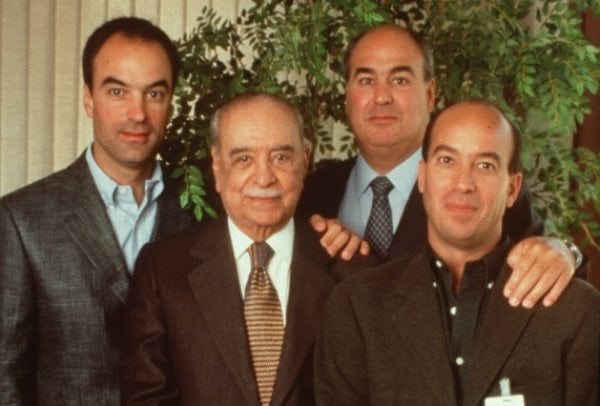 Ser rico e dono da mídia, que mal tem?