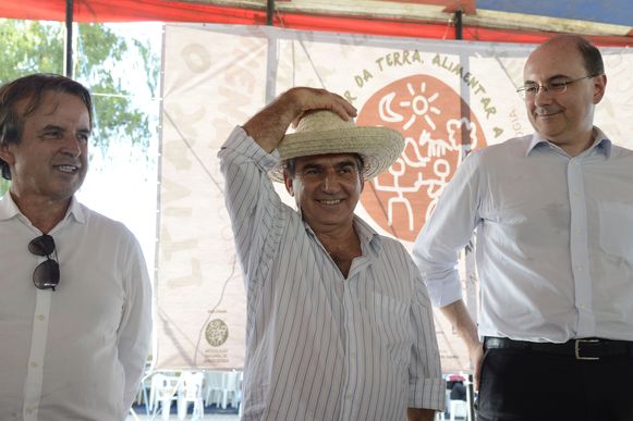 Só reforma política pode tirar força da bancada ruralista, diz Gilberto Carvalho