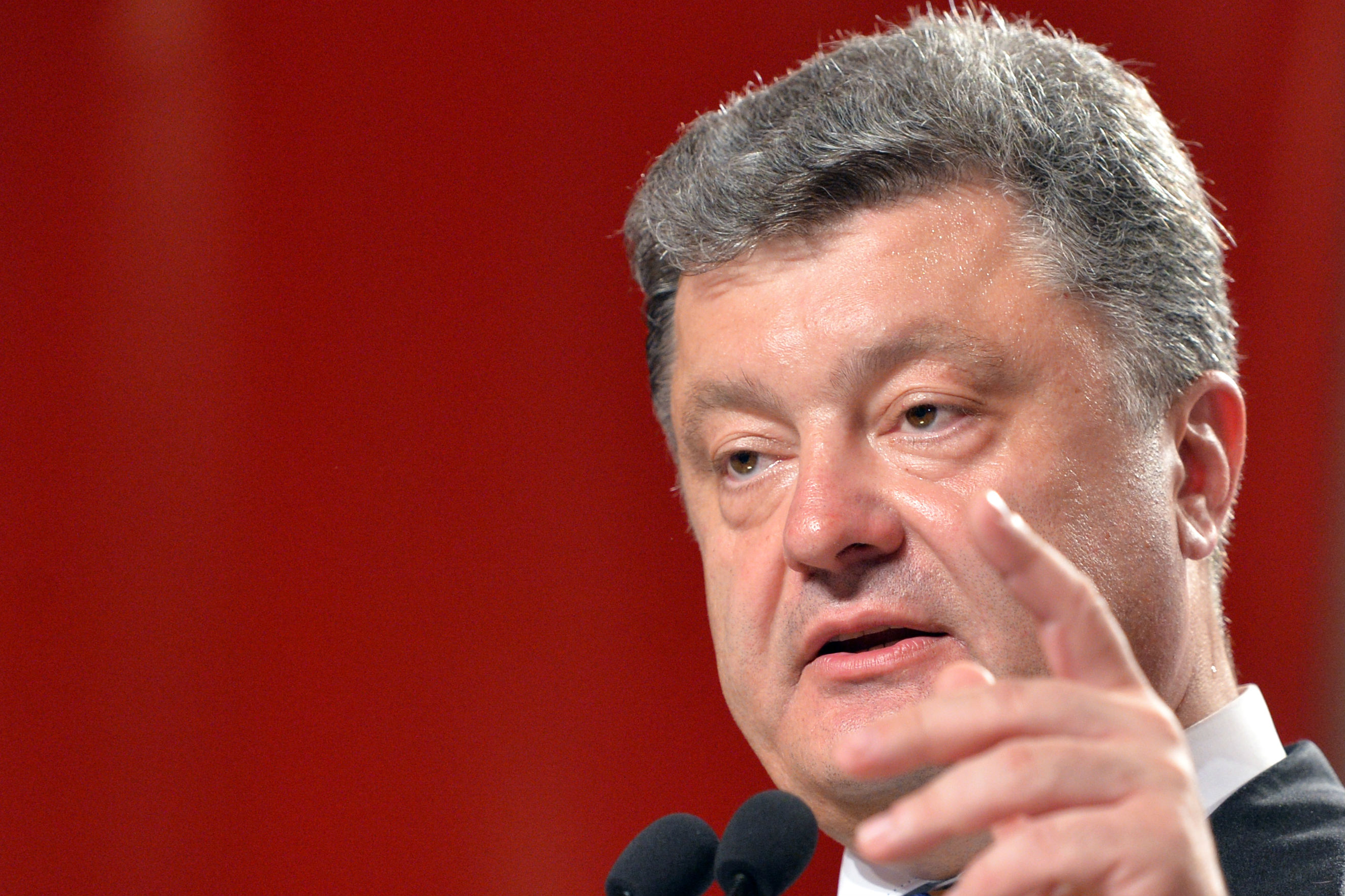Boca de urna aponta Petro Poroshenko como novo presidente da Ucrânia