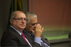 A grande farsa do avanço em Telecom para a Copa
