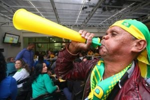 Uma torcida e muitas vozes pela democratização da mídia