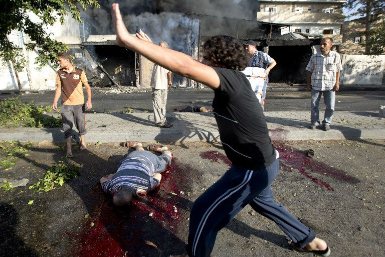 Ataque israelense em mercado de Gaza deixa 15 mortos