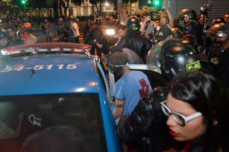 A face repressiva da democracia durante a Copa